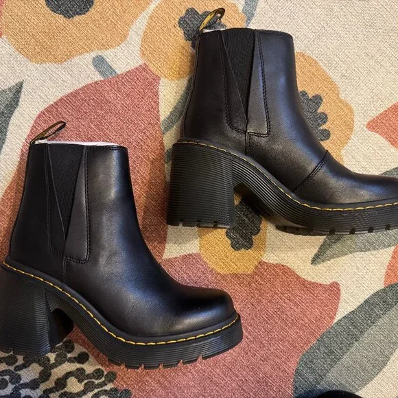 Dr. Martens Spence in Black Sendal (W8) - Picture 3 of 7